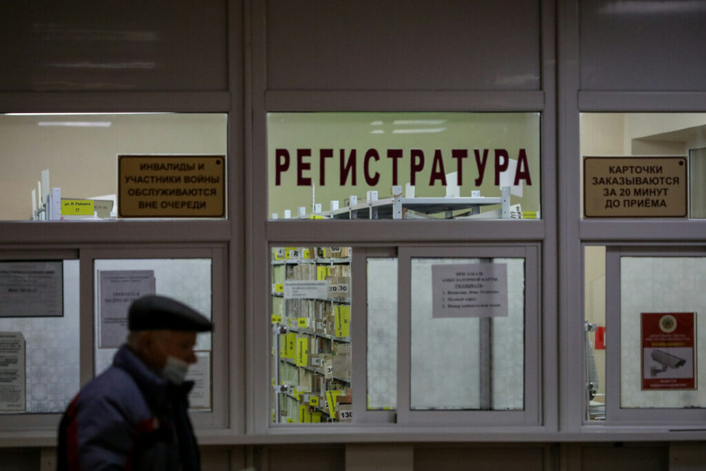 Регистраторы в Беларуси получат надбавку в размере 50% оклада