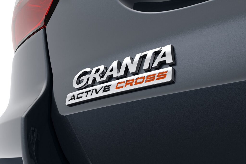«Кроссовая» версия лифтбека LADA Granta скоро появится в продаже