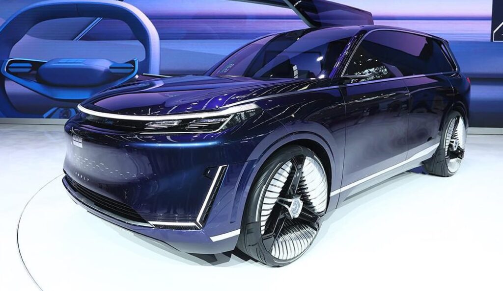 Geely готовит к выпуску флагманский кроссовер Galaxy Starship 9