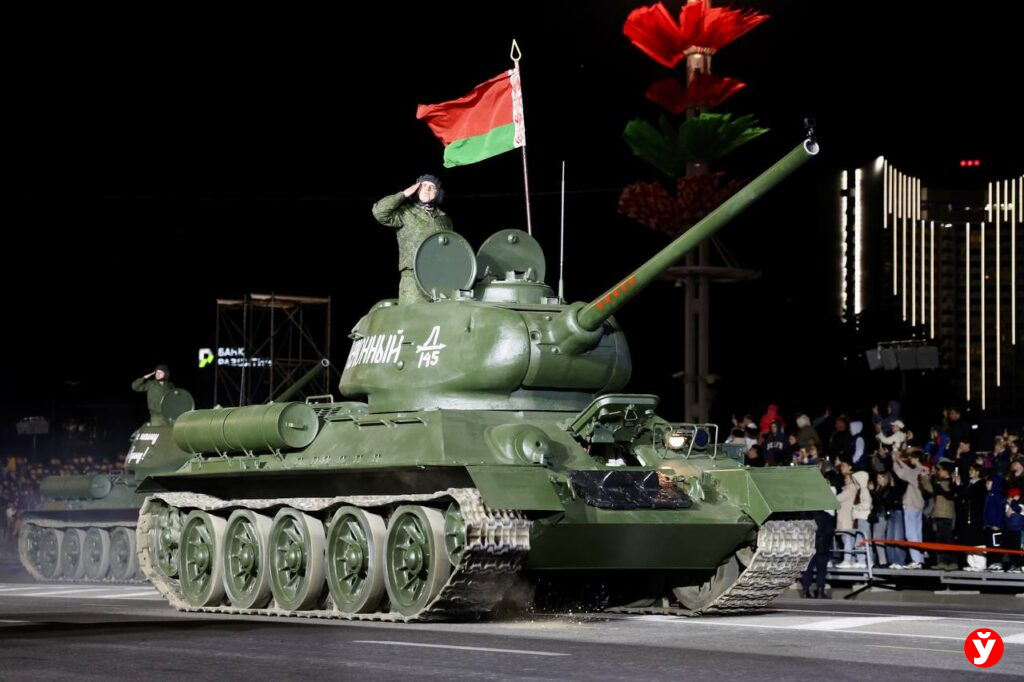 Минск готовится к параду: автобусы №300Э пойдут через «Могилевскую» из-за военной колонны
