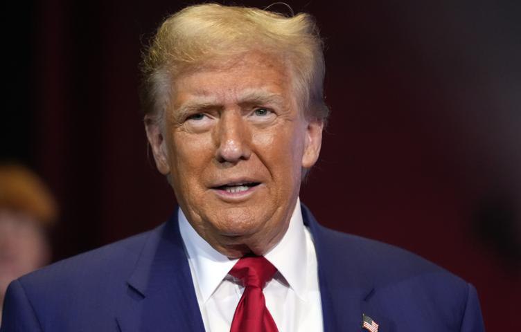 Трамп вводит 100% пошлины на иностранные фильмы
