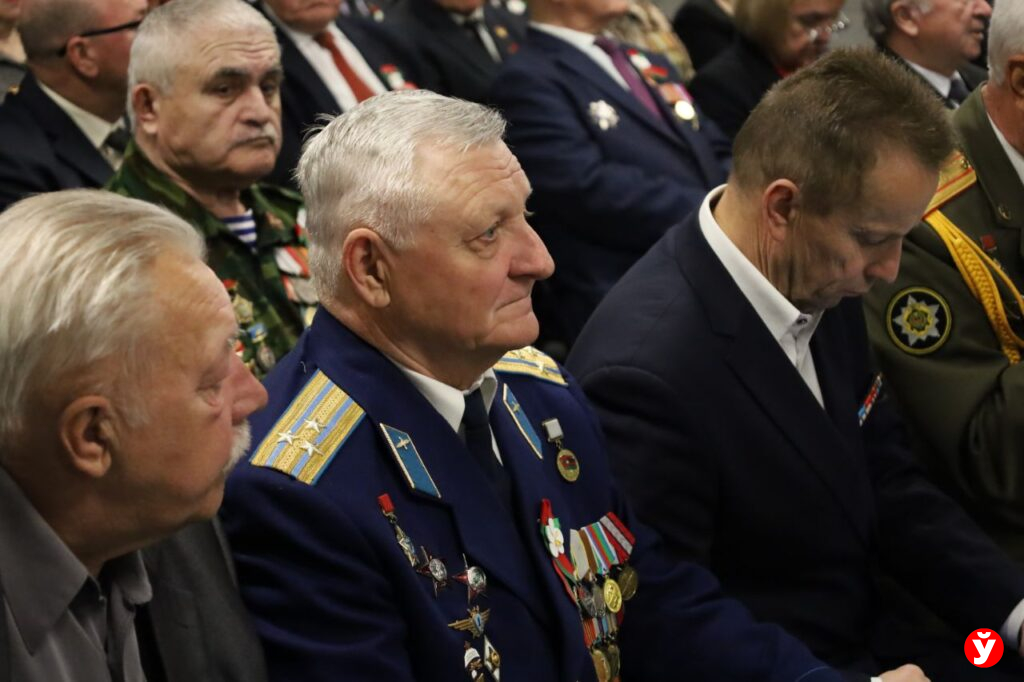 Воспитание молодежи, благоустройство мест захоронений: какие еще проблемы обсудил Кушнаренко с активом ветеранских движений