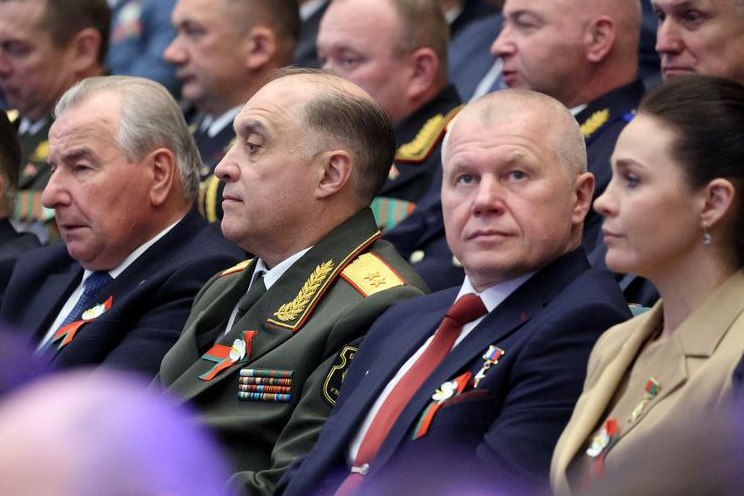 Беларусь способна нанести неприемлемый урон любому агрессору — Президент