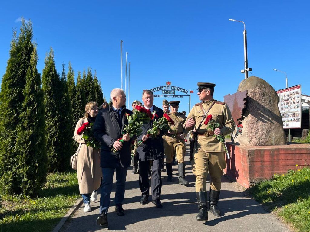 «Не забудем!» – память героев почтили на «Линии Сталина»