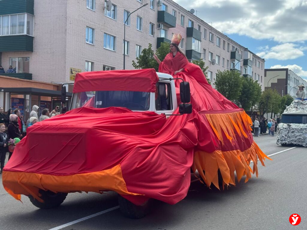 Березино Парад Побед
