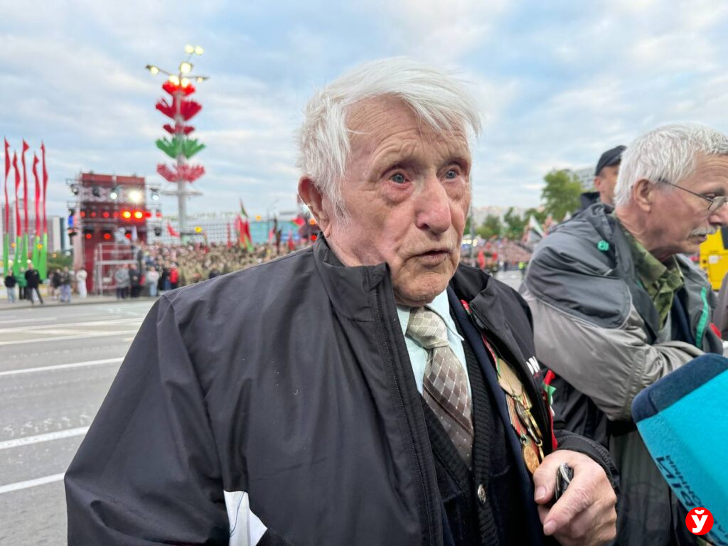 «Мы войну не хотели, но мир сберегли»: 97-летний ветеран Иван Новаковский о подвиге и силе памяти