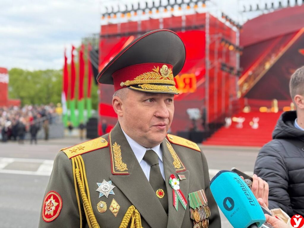 Мы не должны позволить Западу переписывать историю — Хренин