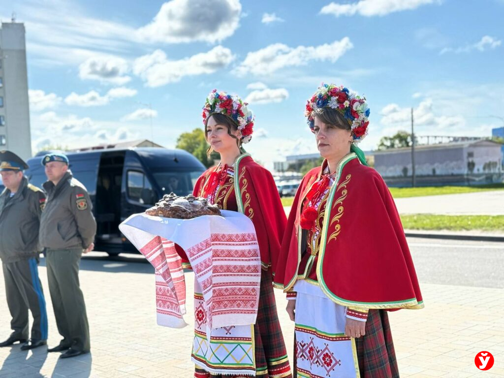 Участники парада