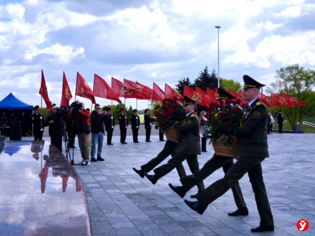 Курган Славы знамя