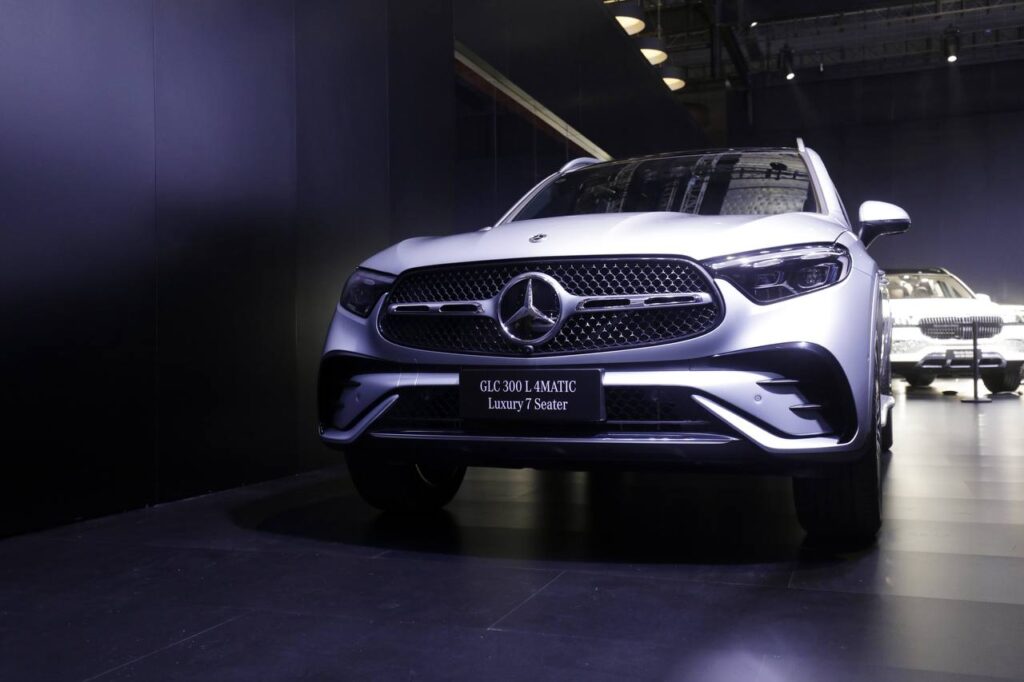 Mercedes перенесет производство самого популярного внедорожника из Германии в США из-за пошлин Трампа