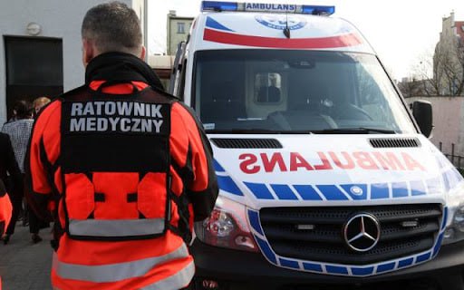 Польские выборы убивают не только интригу, но и людей: в Щецине на участке скончалась женщина
