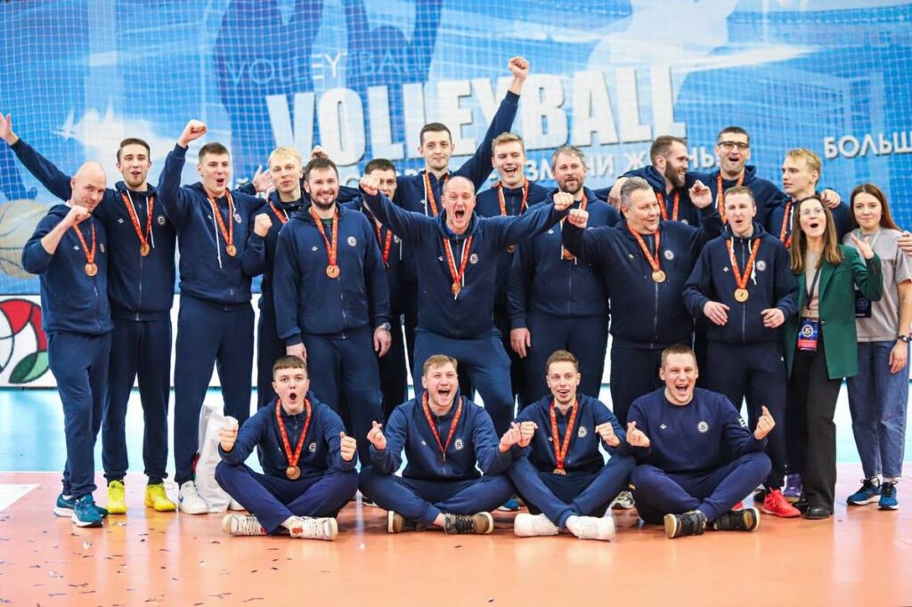 Кушнаренко поздравил «Борисов — 2010» с бронзовыми медалями чемпионата Беларуси по волейболу