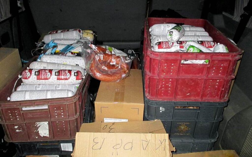 Россельхознадзор вернул в Беларусь почти 2 тонны молочной и мясной продукции