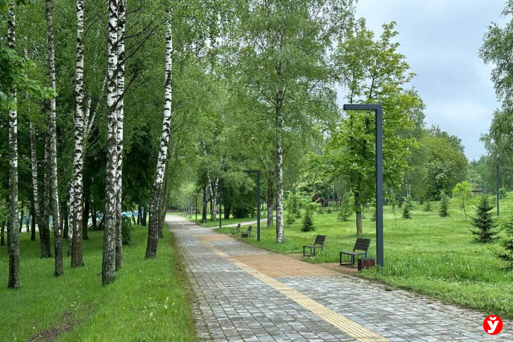 Парк, велодорожки и водохранилище. Посмотрели, как преображаются Смолевичи