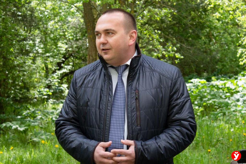 Логойск, борщевик Сосновского