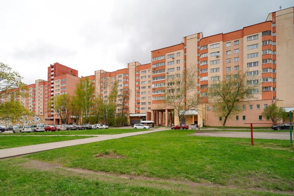 На улице Максима Танка в Минске продается квартира с уникальной атмосферой 80-х годов