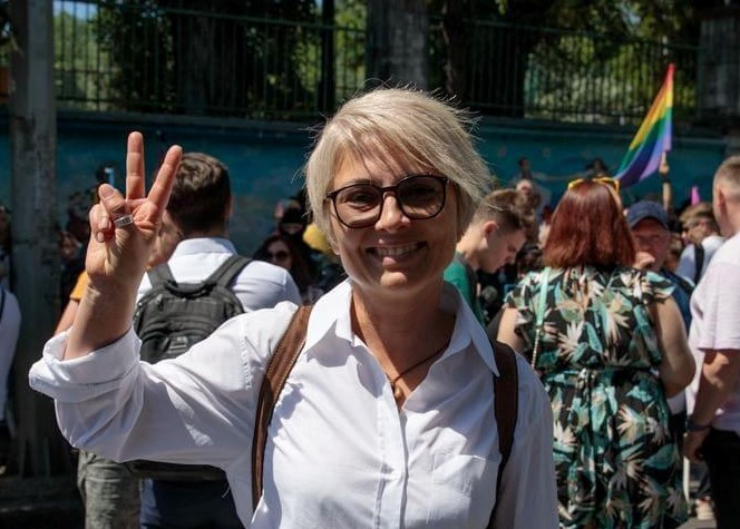 редводительница молдавских извращенцев Анжелика Фролова 