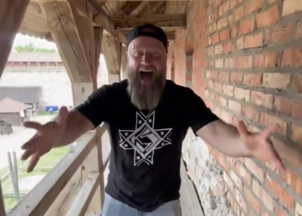 Белорусский рок взорвал TikTok! KaS перепели «Король и Шут» и попали в топ