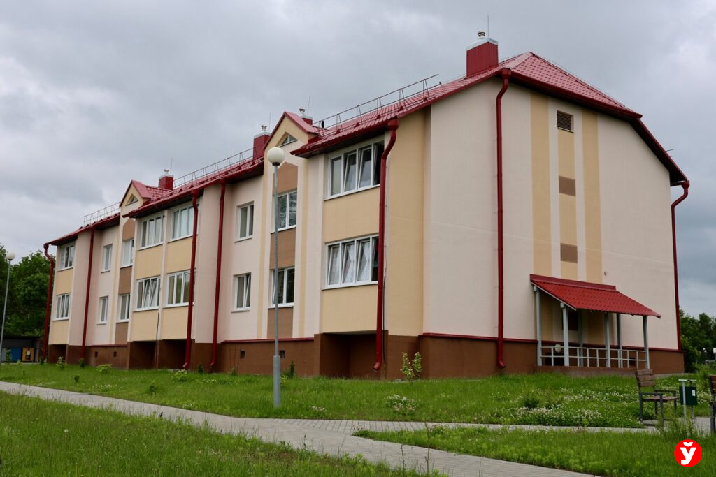 дом