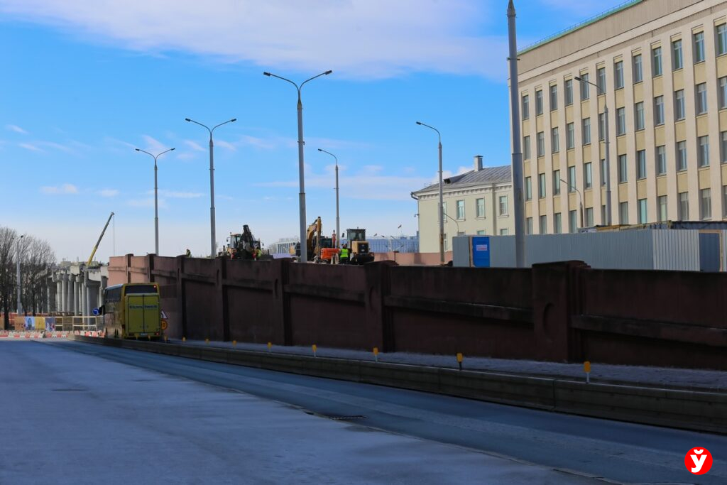 Мост в центре Минска откроют раньше срока: вместо 27 месяцев — всего 8
