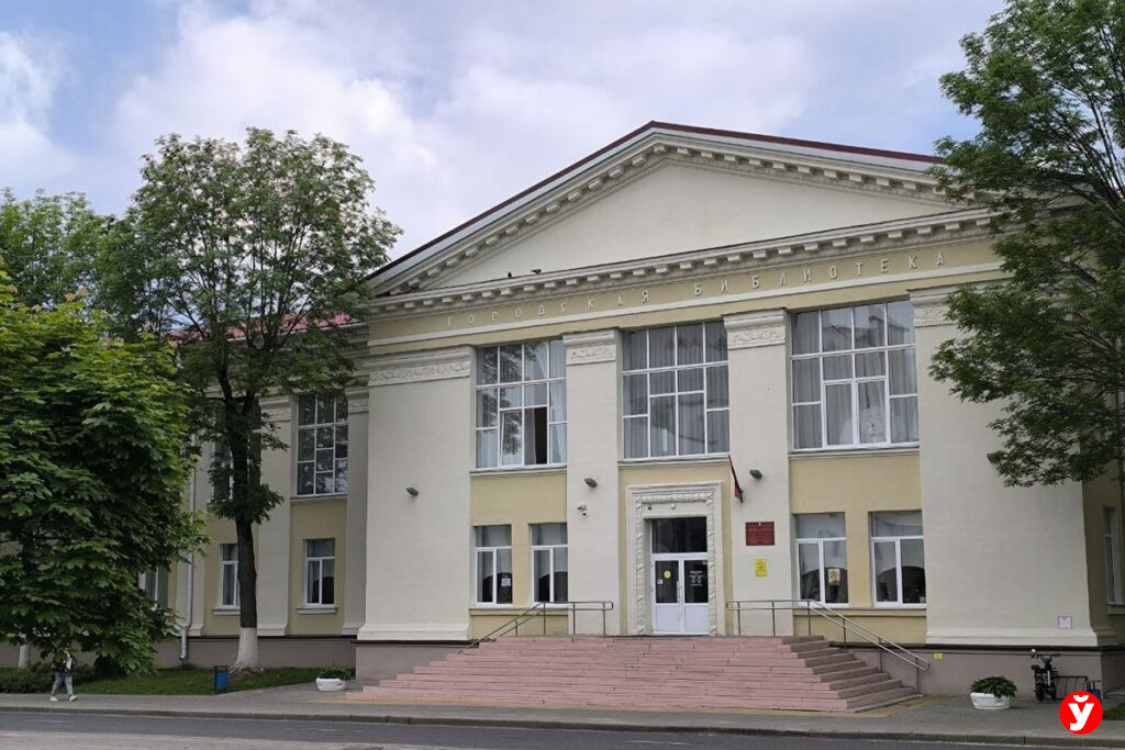 Посмотрели, как Молодечно готовится к Национальному фестивалю белорусской песни и поэзии