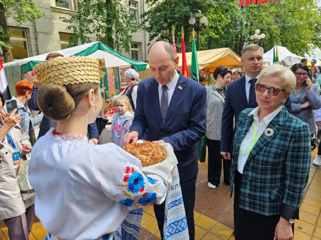 губернатор в Молодечно
