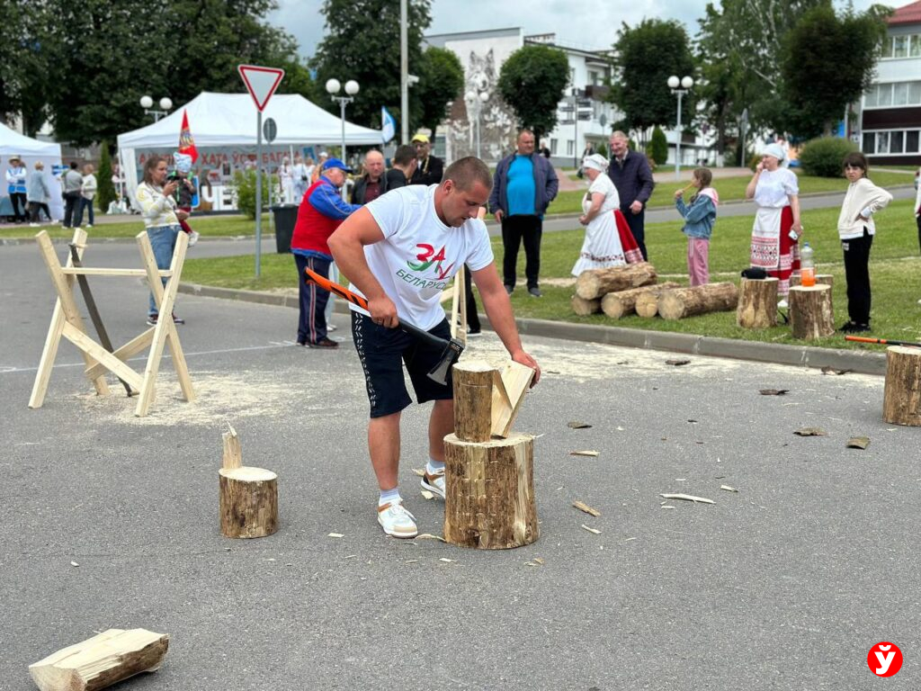 Драники, дрова и драйв! Как семьи области соревновались за звание лучших