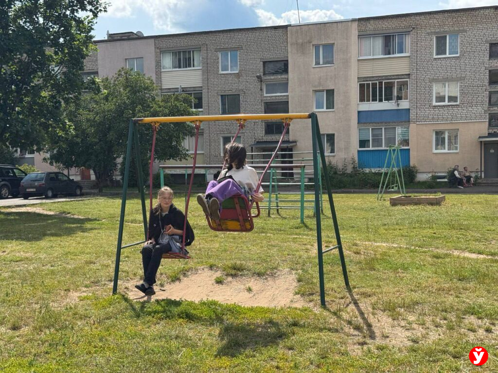 качели
