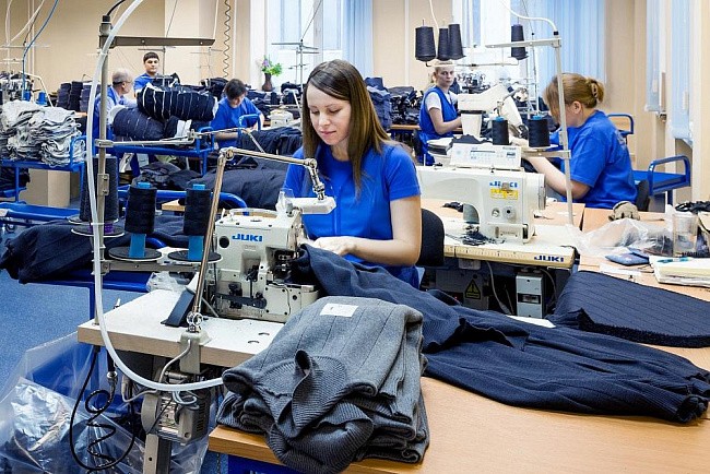 Кто создает моду Беларуси? Портрет отрасли в цифрах