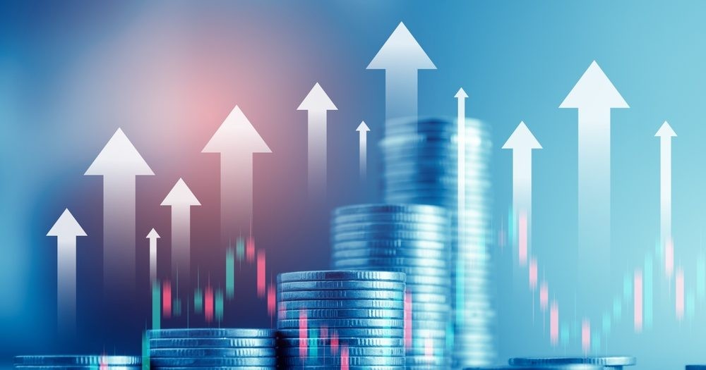 Население продало 178$ валюты — куда движется рынок?