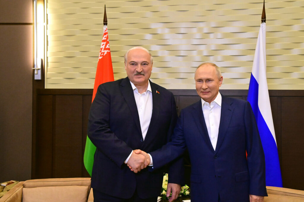 Лукашенко в ближайшее время планирует встретиться с Путиным