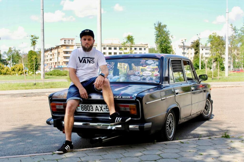 авто