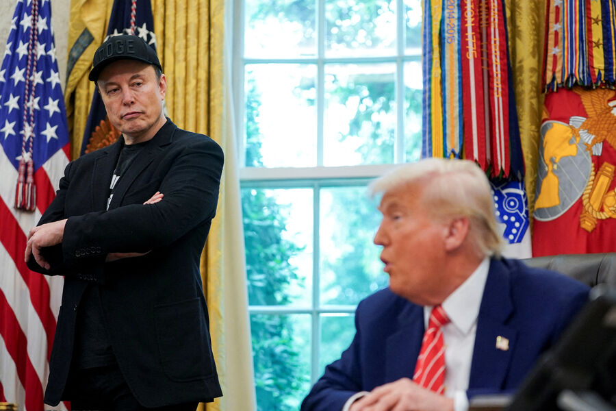Трамп снова начал угрожать Маску