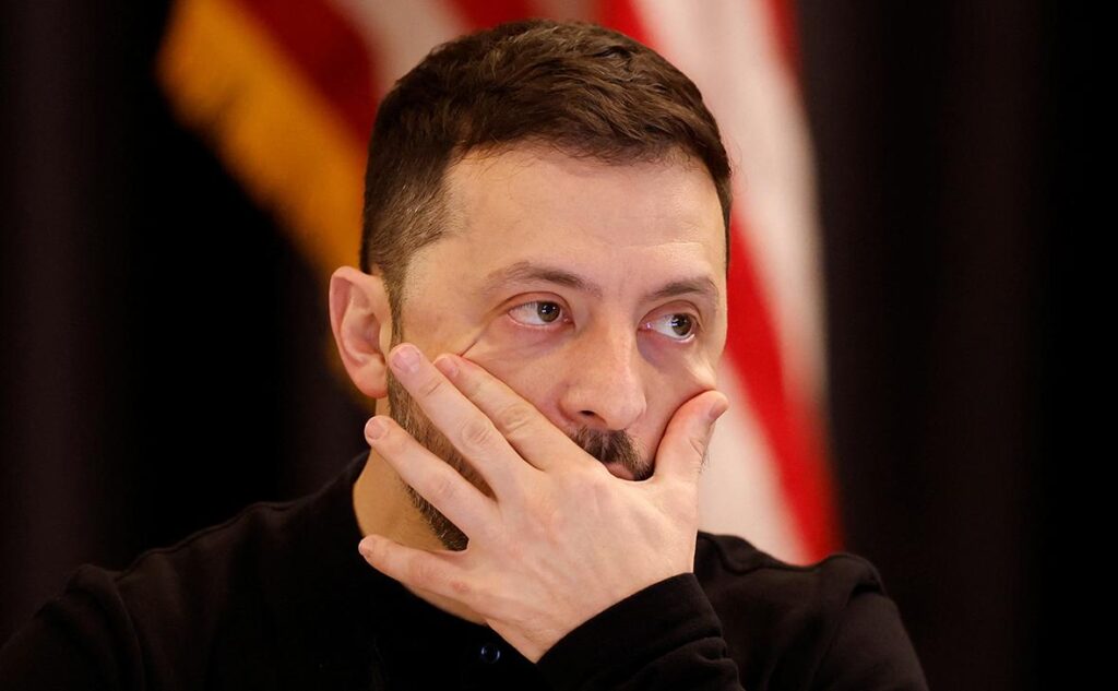 Западные хозяева избавляются от Зеленского