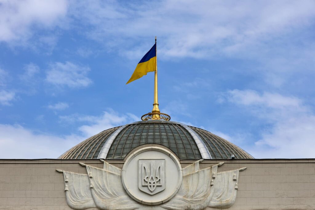 На Украине продлили военное положение и всеобщую мобилизацию на 90 дней
