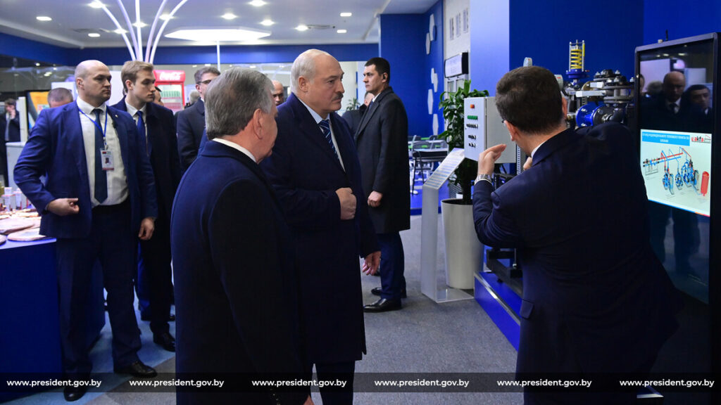 Лукашенко и Мирзиёев обсудили товарооборот на 630 млн долларов и перспективные проекты