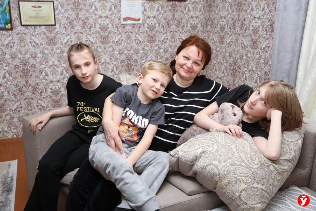 семья