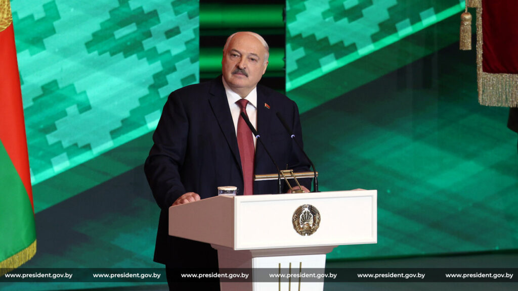 «Независимость стоит дорого» — Лукашенко обратился к белорусам с честными посылами