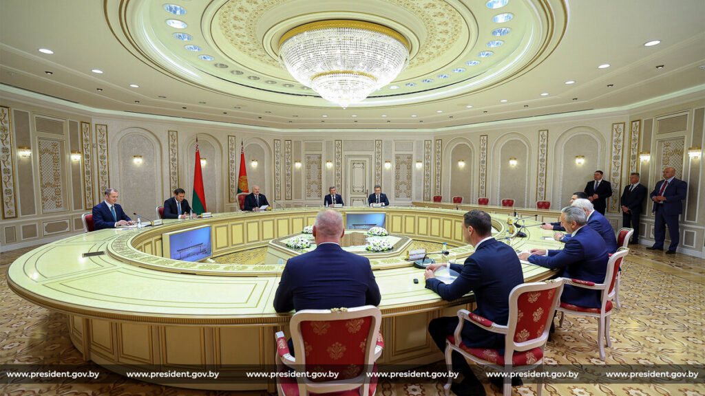 Тюменская область предлагает Беларуси сотрудничество с нефтегазовым кластером из 200 компаний