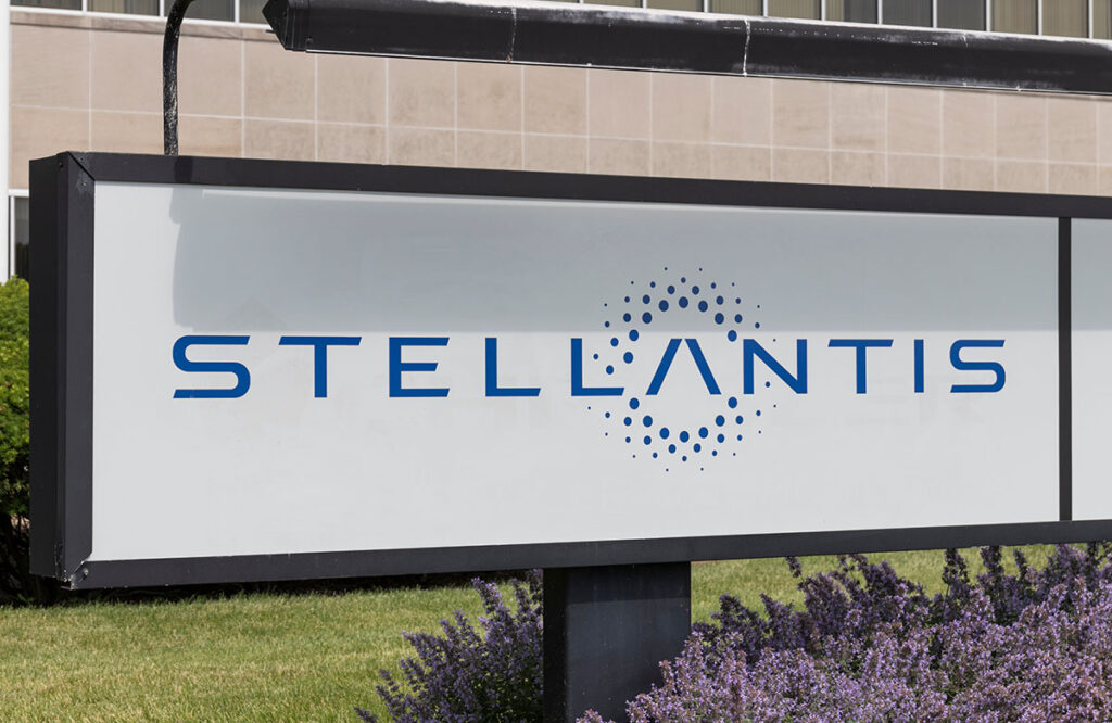Stellantis заявил о миллиардных убытках. Что будет с компанией