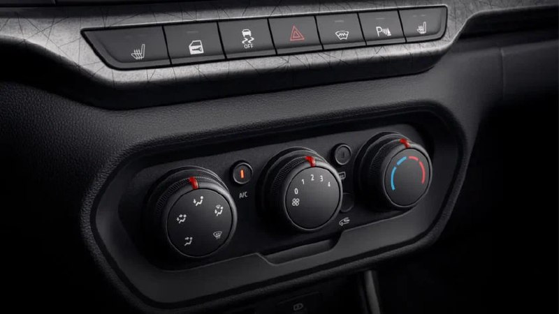 На АвтоВАЗе объяснили, почему самая доступная Lada Iskra не получила кондиционер