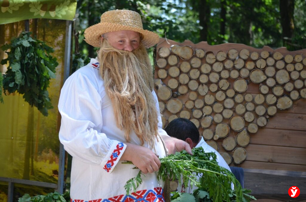 Александр