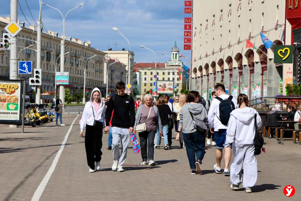 Когда Венеция протестует, Минск считает выгоду: три характерные черты белорусов без прикрас