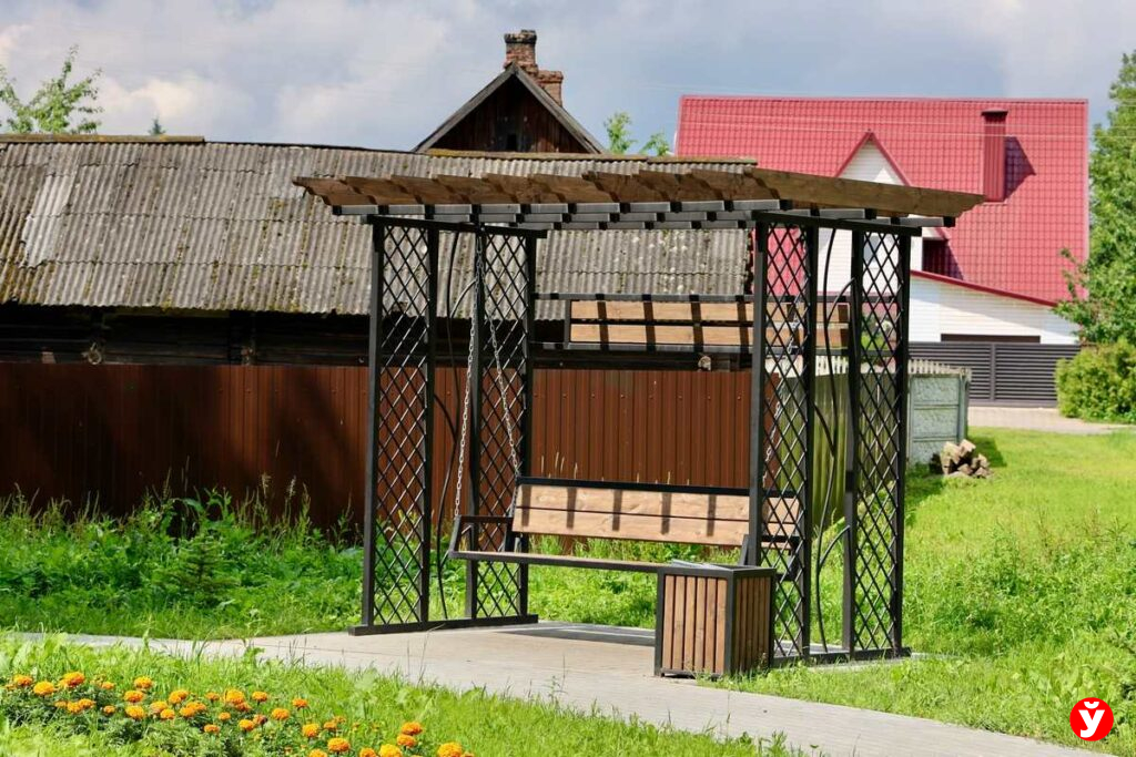 Стары ДОРОГИ, АГРОФЕРМА