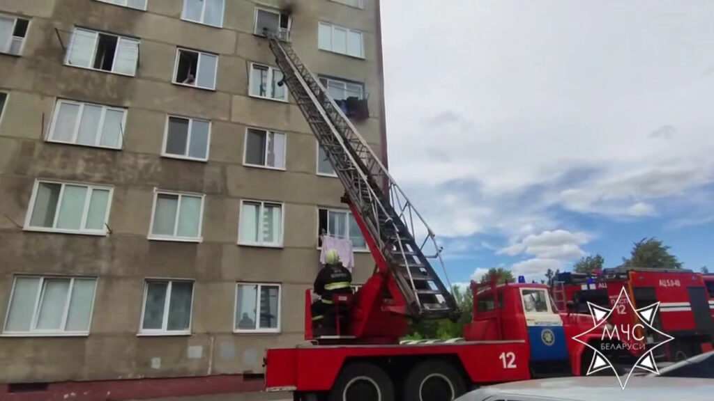 В Молодечно загорелась комната в общежитии