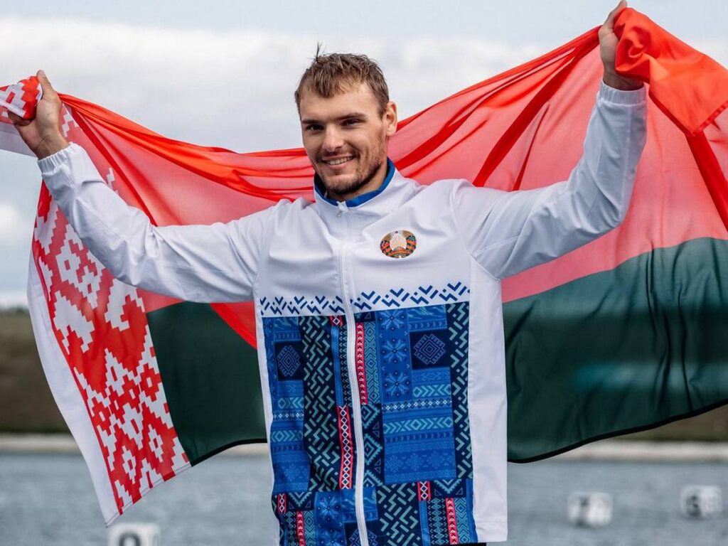Участник Игр в Париже гребец Кравец стал двукратным чемпионом Беларуси