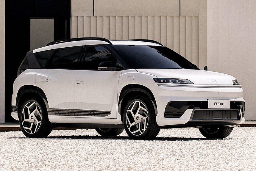Hyundai представила интерьер нового кроссовера Elexio