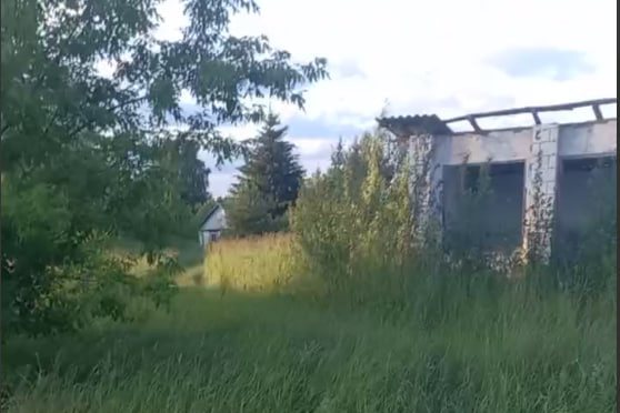 В деревне Муляры Вилейского района обновят бесхозную автобусную остановку