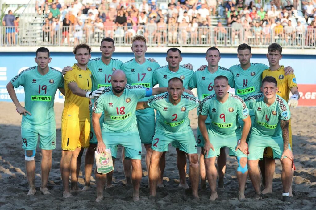 Без потерь — сборная Беларуси по пляжному футболу выиграла все матчи Евролиги