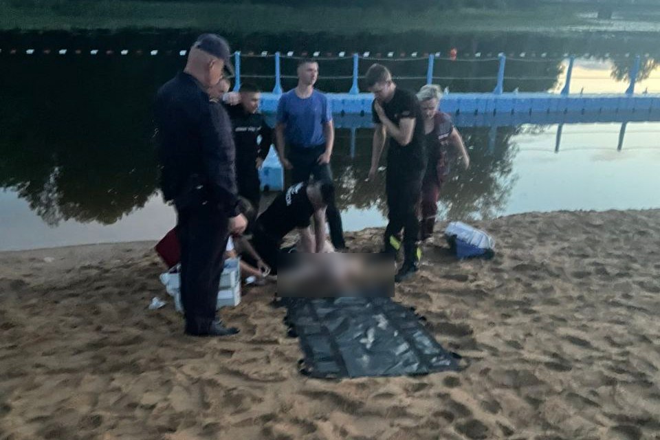 В Логойске на городском пляже утонул мужчина
